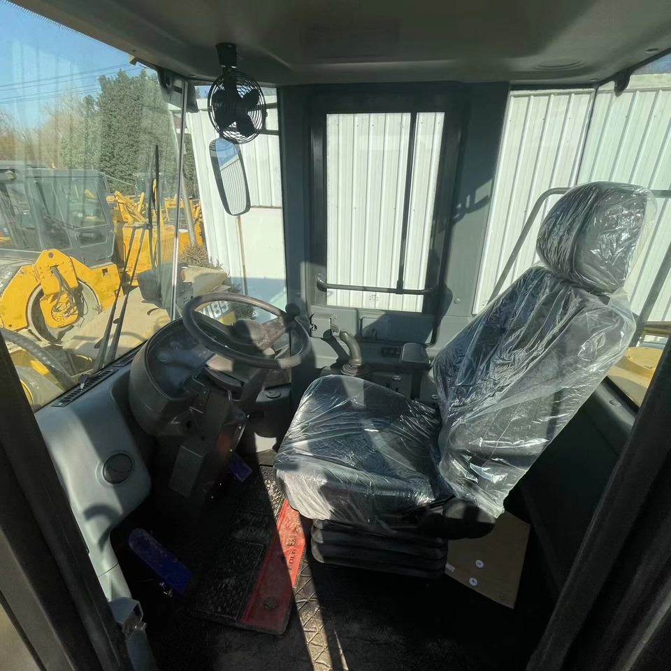 Wiellader SDLG LG956L