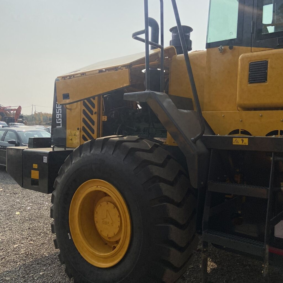 Wiellader SDLG LG956L