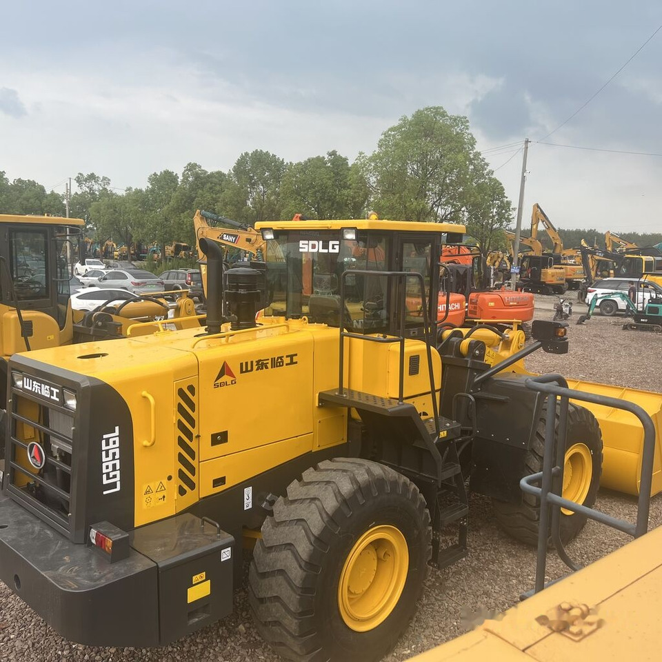 Wiellader SDLG LG956L