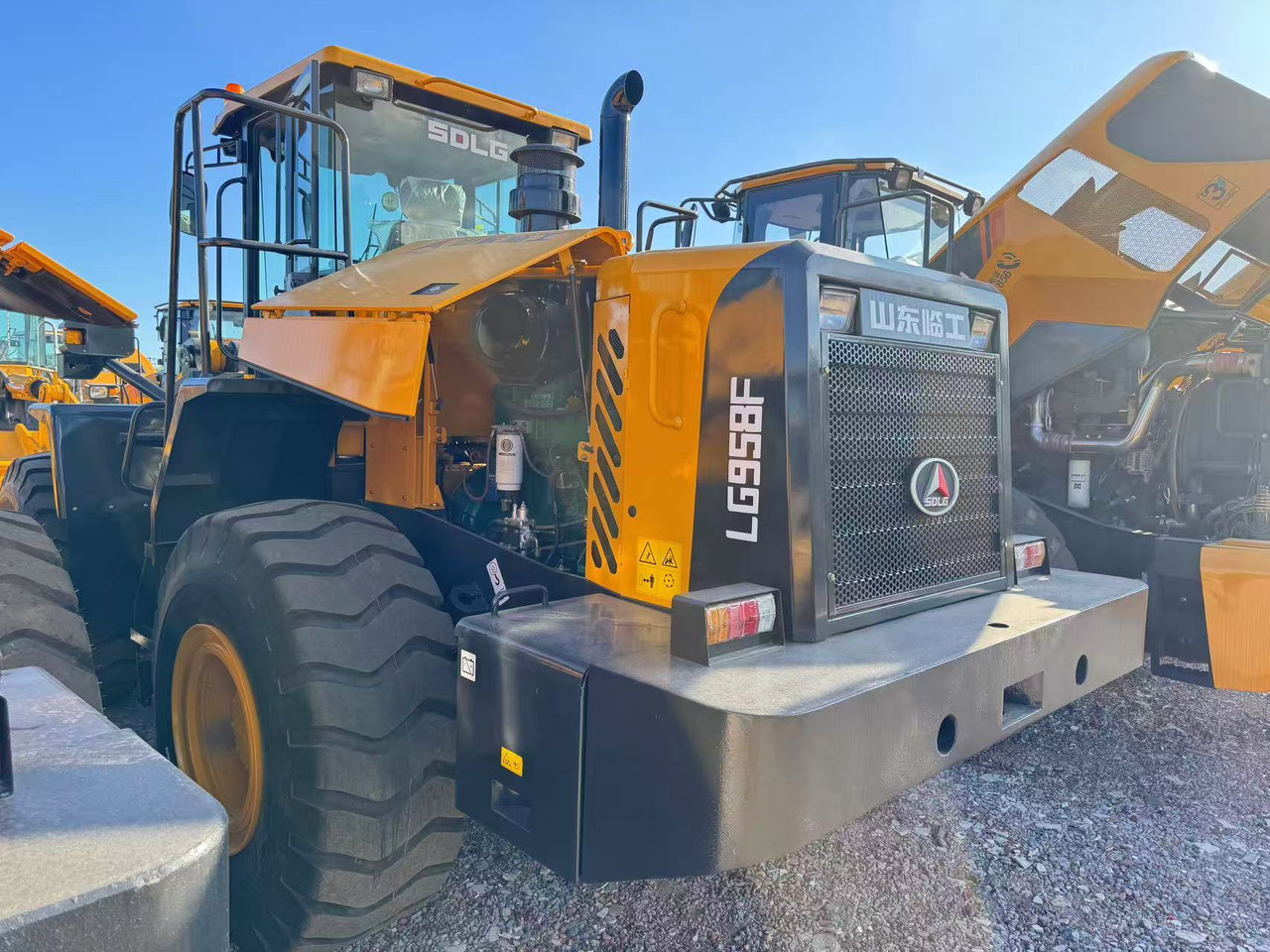 Wiellader SDLG LG958F