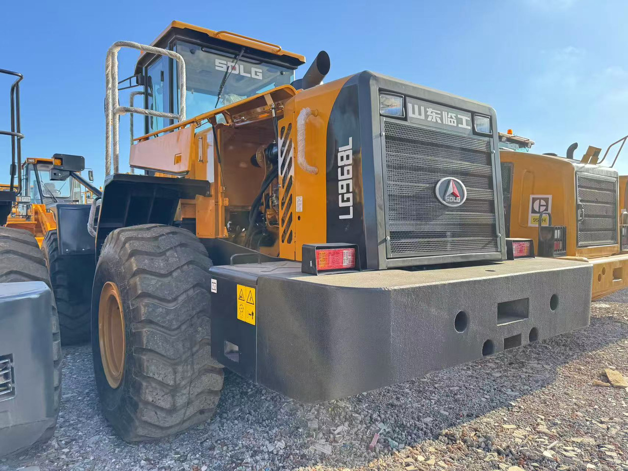 Wiellader SDLG LG968L