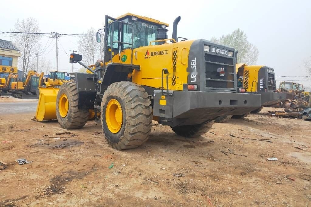 Wiellader SDLG LG 956