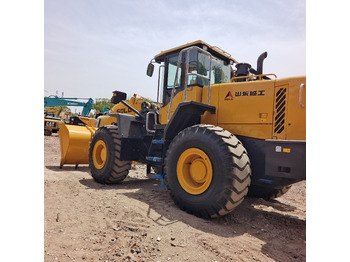Wiellader SDLG LG 956L
