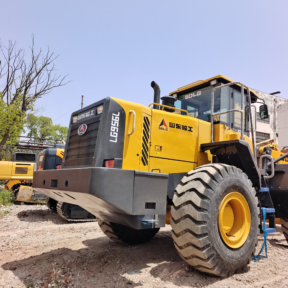 Wiellader SDLG LG 956L
