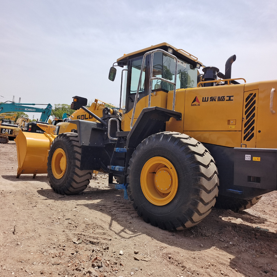 Wiellader SDLG LG 956L