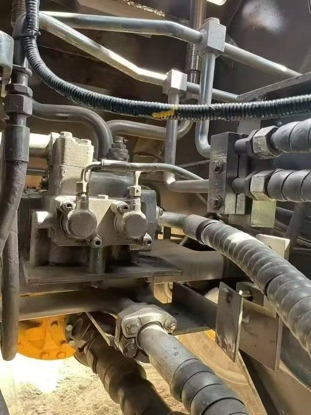 Wiellader SDLG LG 956 L