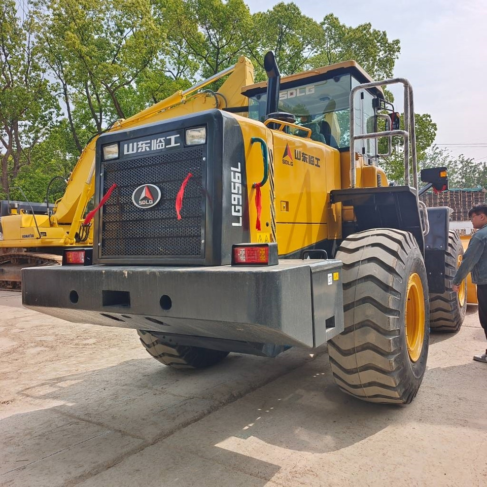 Wiellader SDLG LG 956 L