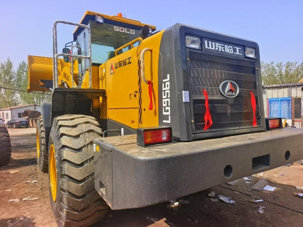 Wiellader SDLG LG 956 L