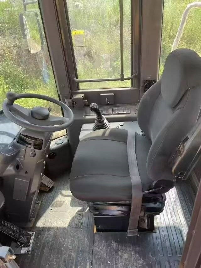 Wiellader SDLG LG 956 L