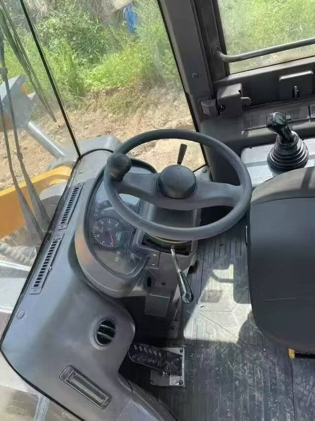 Wiellader SDLG LG 956 L