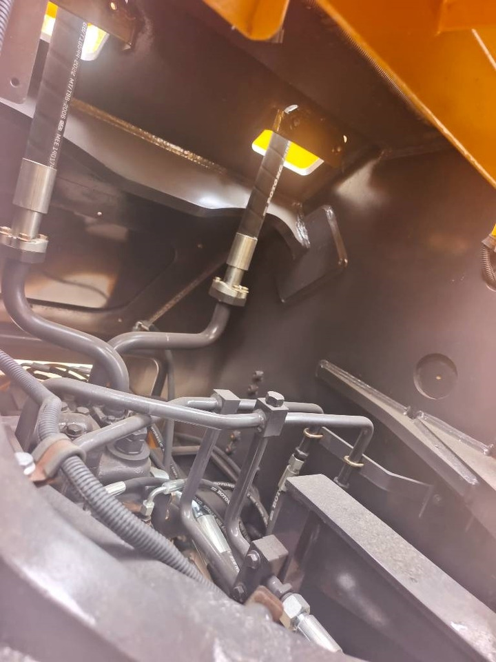 Wiellader SDLG LG 956 L