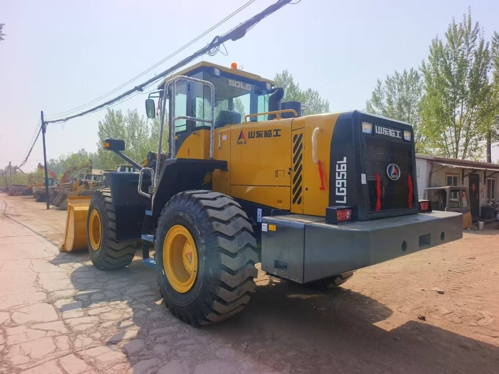 Wiellader SDLG LG 956 L