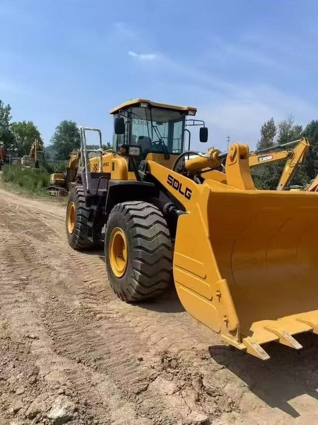 Wiellader SDLG LG 956 L