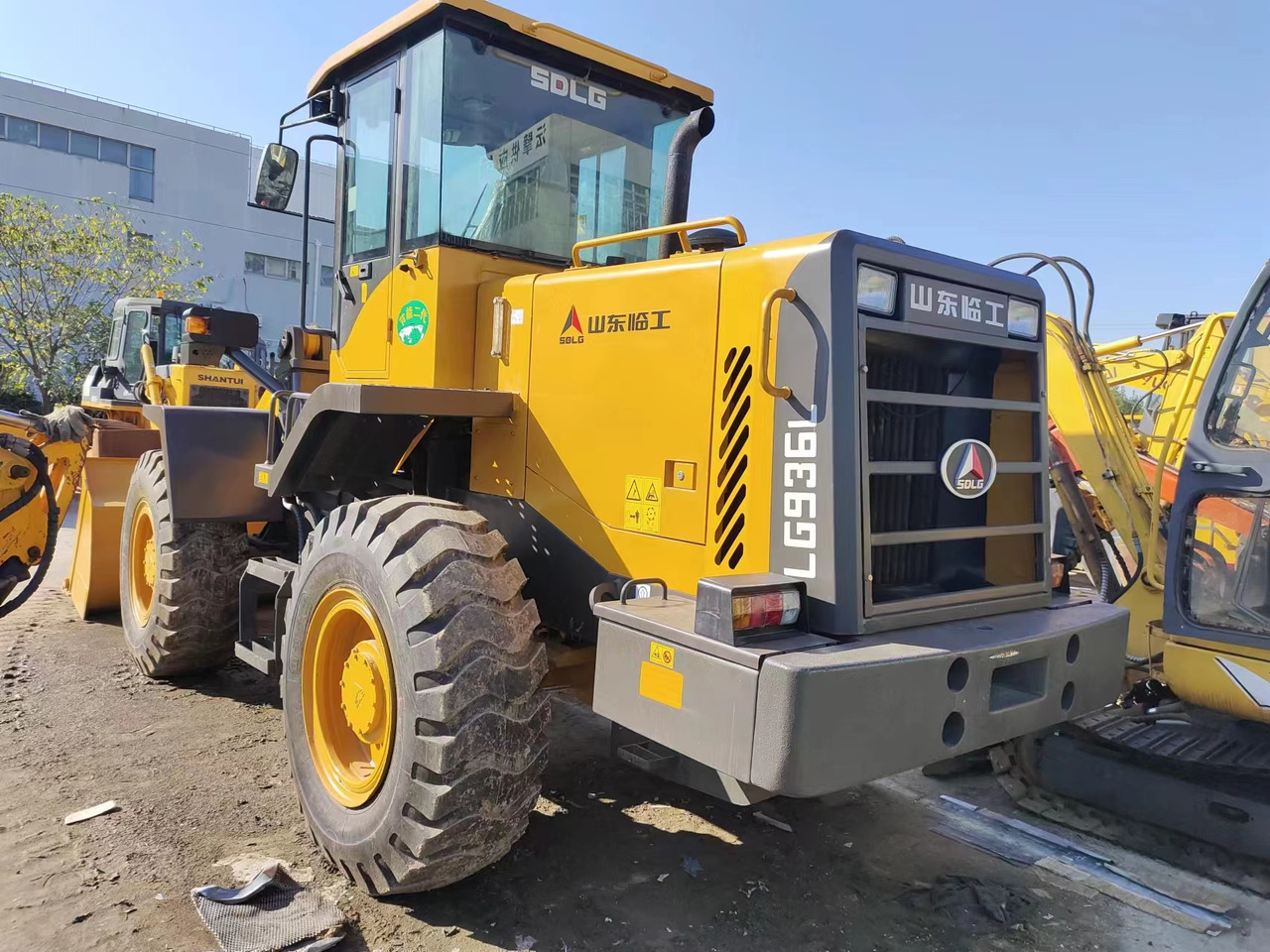 Wiellader SDLG LG 963L