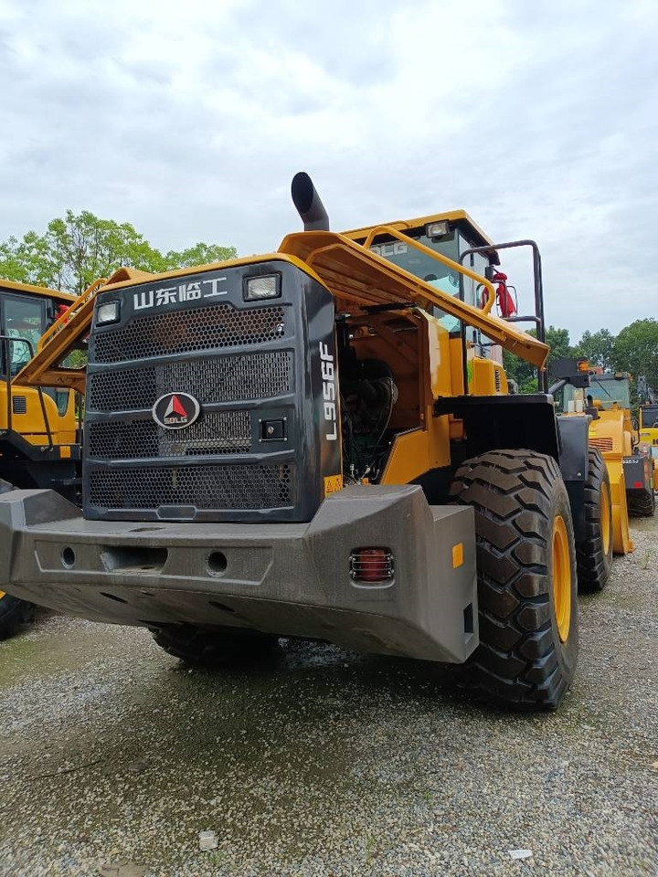 Wiellader SDLG L 956 F