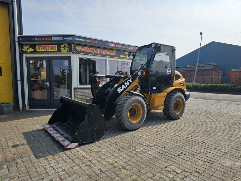 Wiellader Sany SW085