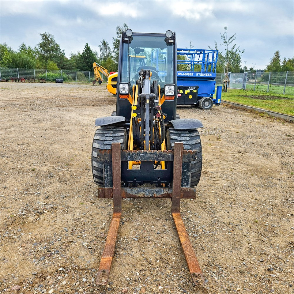 Wiellader Schaeff 2445