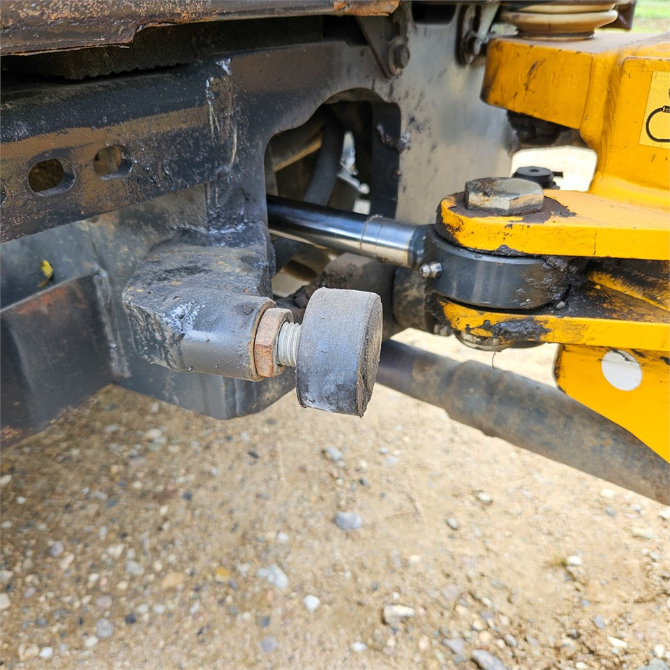 Wiellader Schaeff 2445