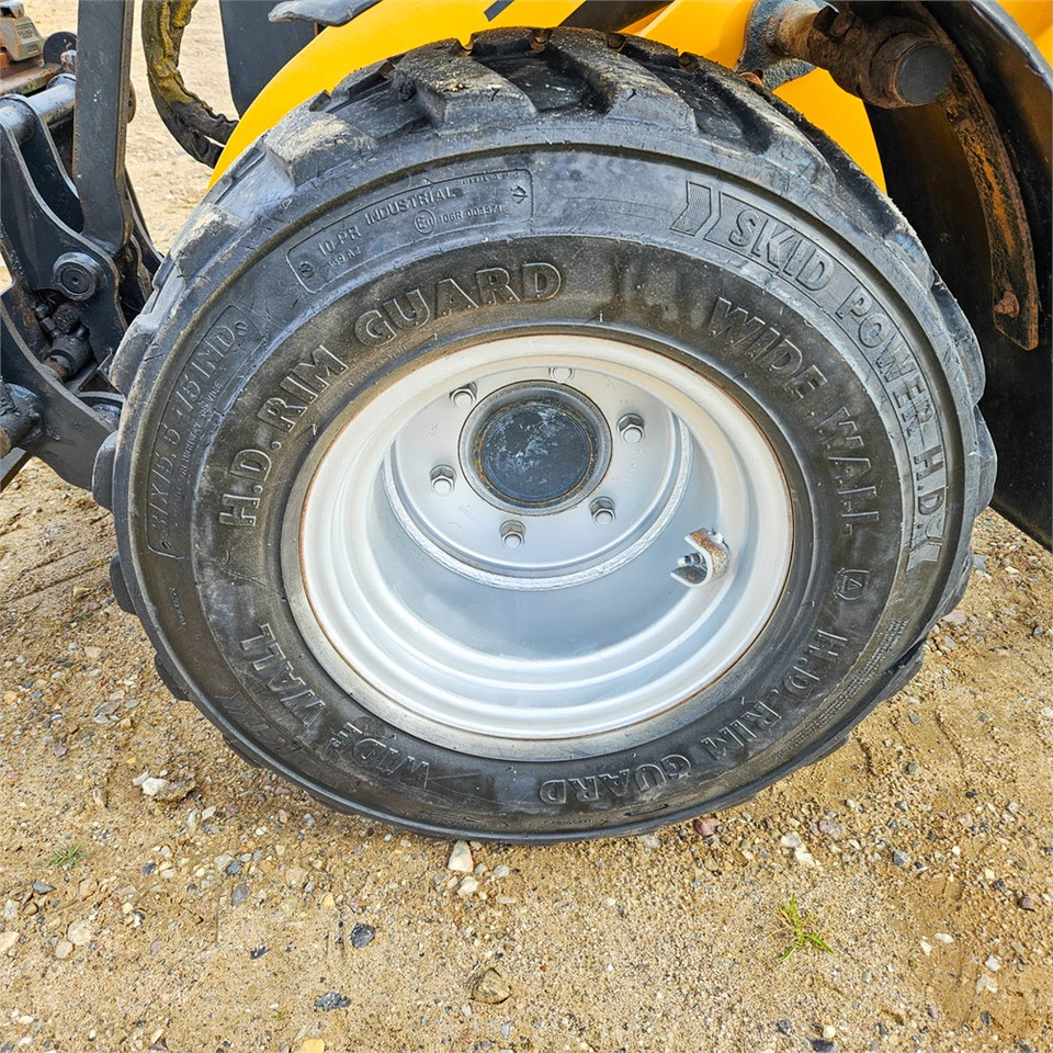 Wiellader Schaeff 2445