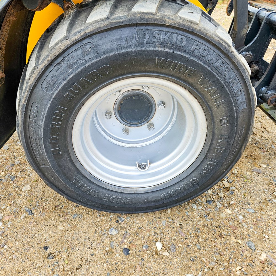 Wiellader Schaeff 2445