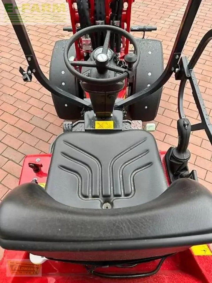 Wiellader Schäffer 2028 - 2 euro-aufnahme