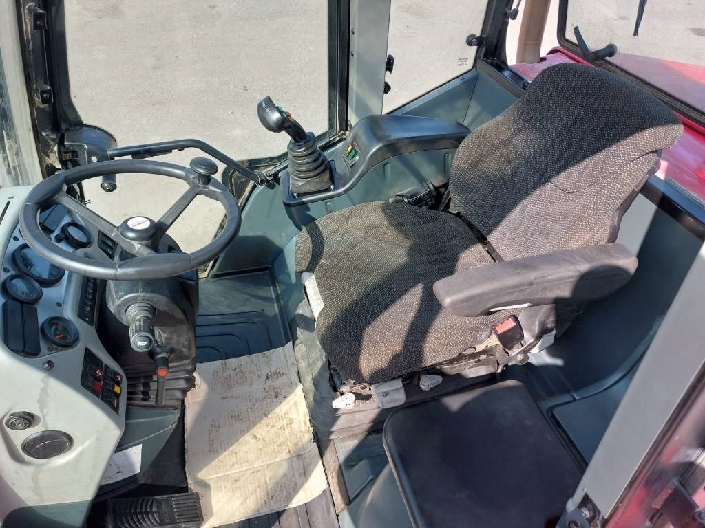 Wiellader Schäffer 9660T TELESKOOPPIKUROTTAJA