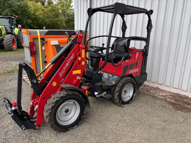 Wiellader Schäffer Hoflader 2028-2