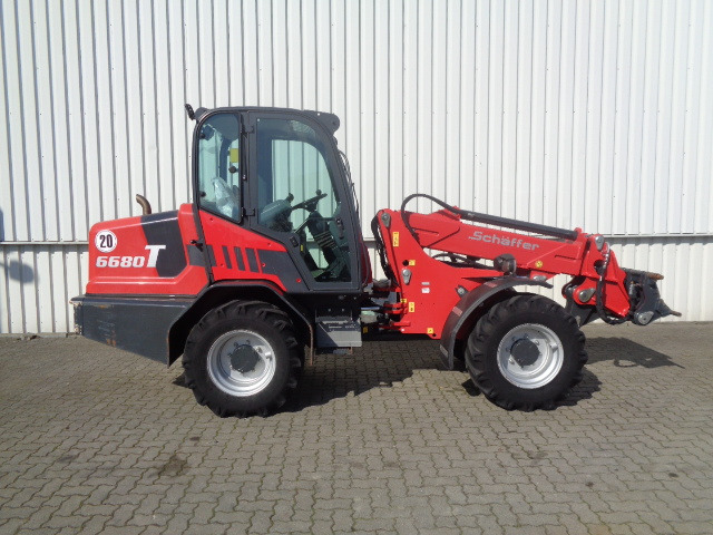 Wiellader Schäffer Typ 6680 T