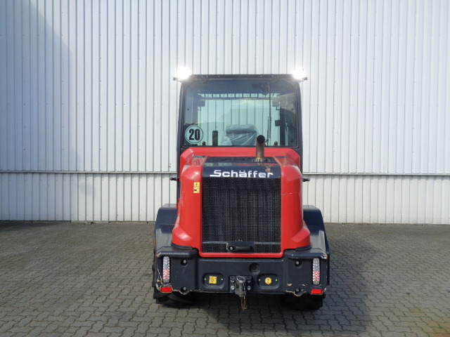 Wiellader Schäffer Typ 6680 T