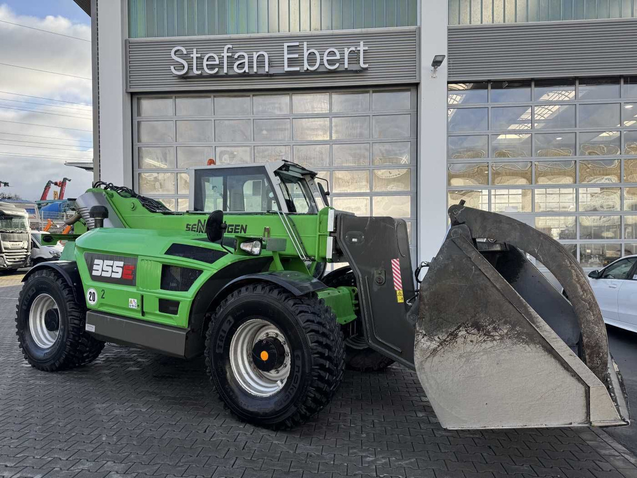 Wiellader Sennebogen 355 E / Greifschaufel / nur 2.260h!