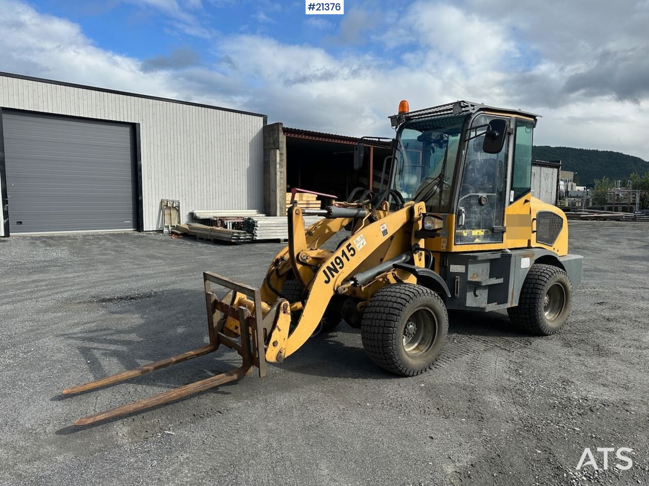Wiellader Sino JN 915 hjullaster m/ skuffe og pallegafler. Sertifisert!