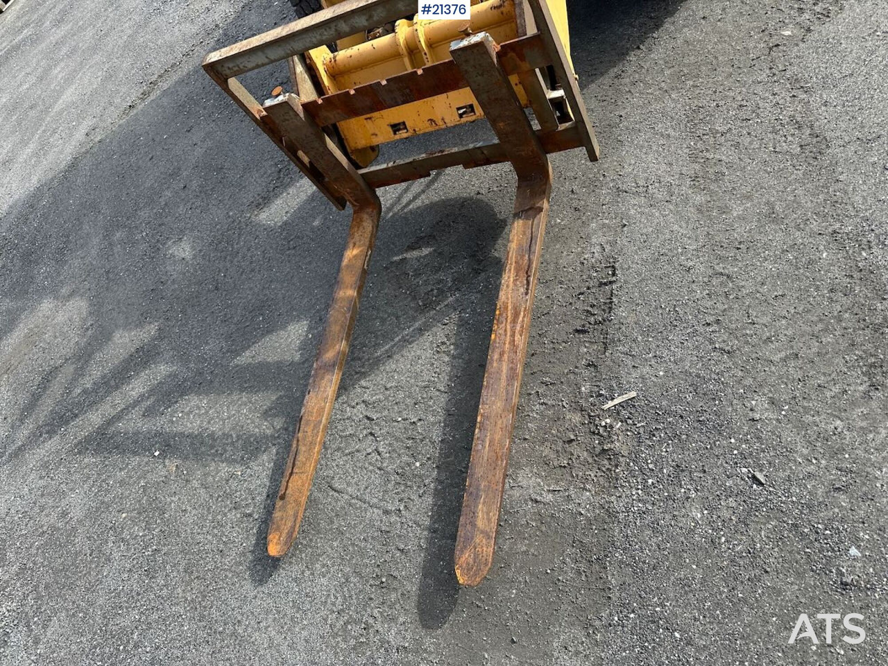 Wiellader Sino JN 915 hjullaster m/ skuffe og pallegafler. Sertifisert!