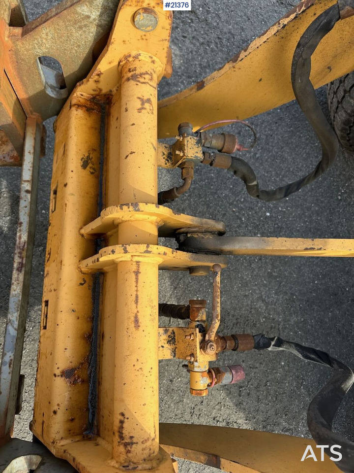 Wiellader Sino JN 915 hjullaster m/ skuffe og pallegafler. Sertifisert!