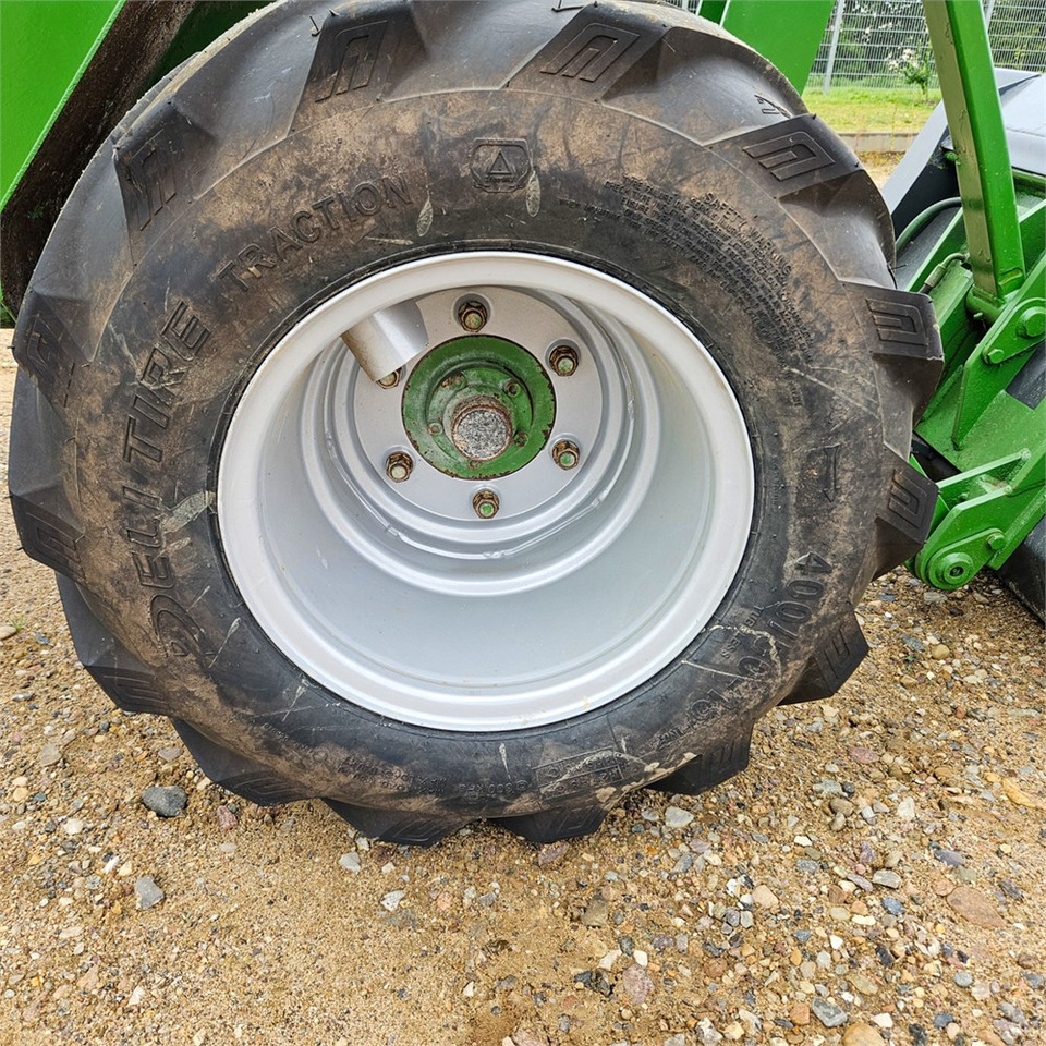 Wiellader Striegel 300 DYA 37PS