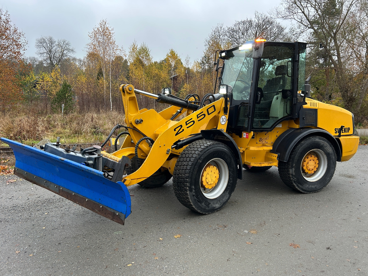 Wiellader Swekip 2550