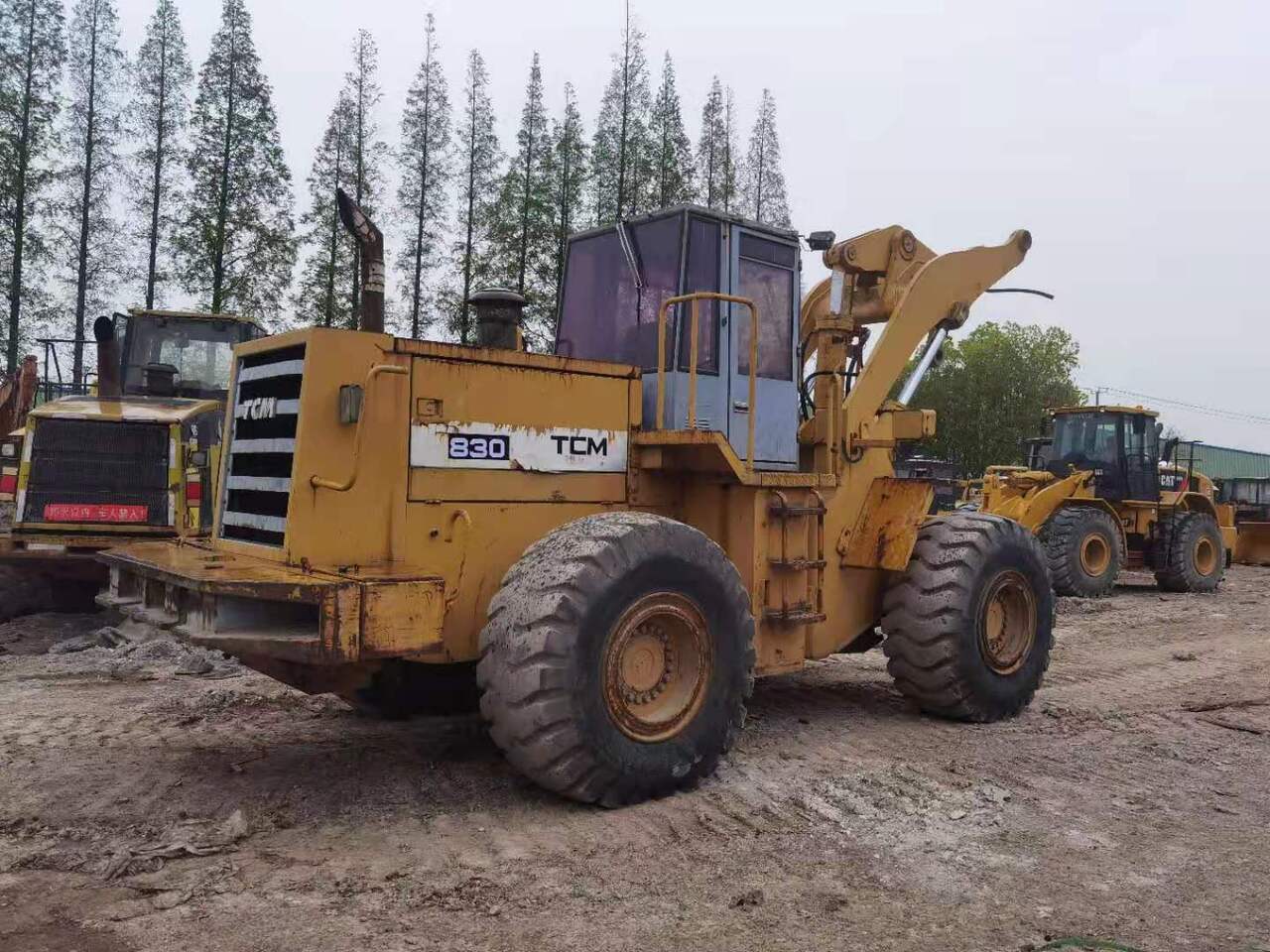 Wiellader TCM 830