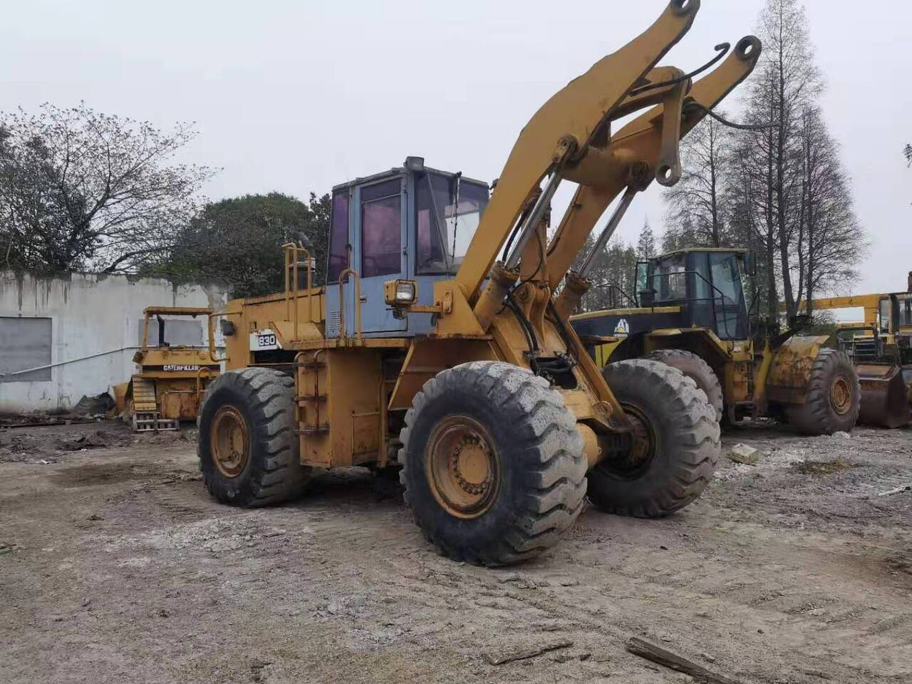 Wiellader TCM 830