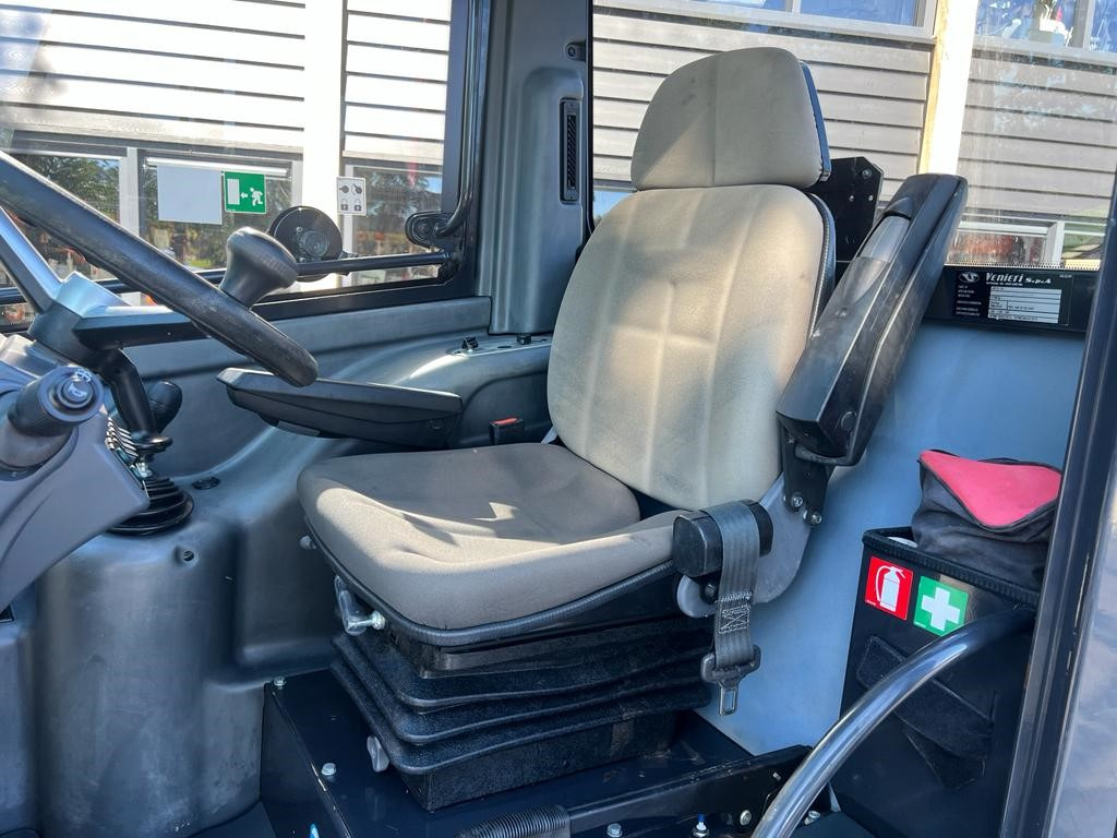 Wiellader Used YANMAR 1201 loader