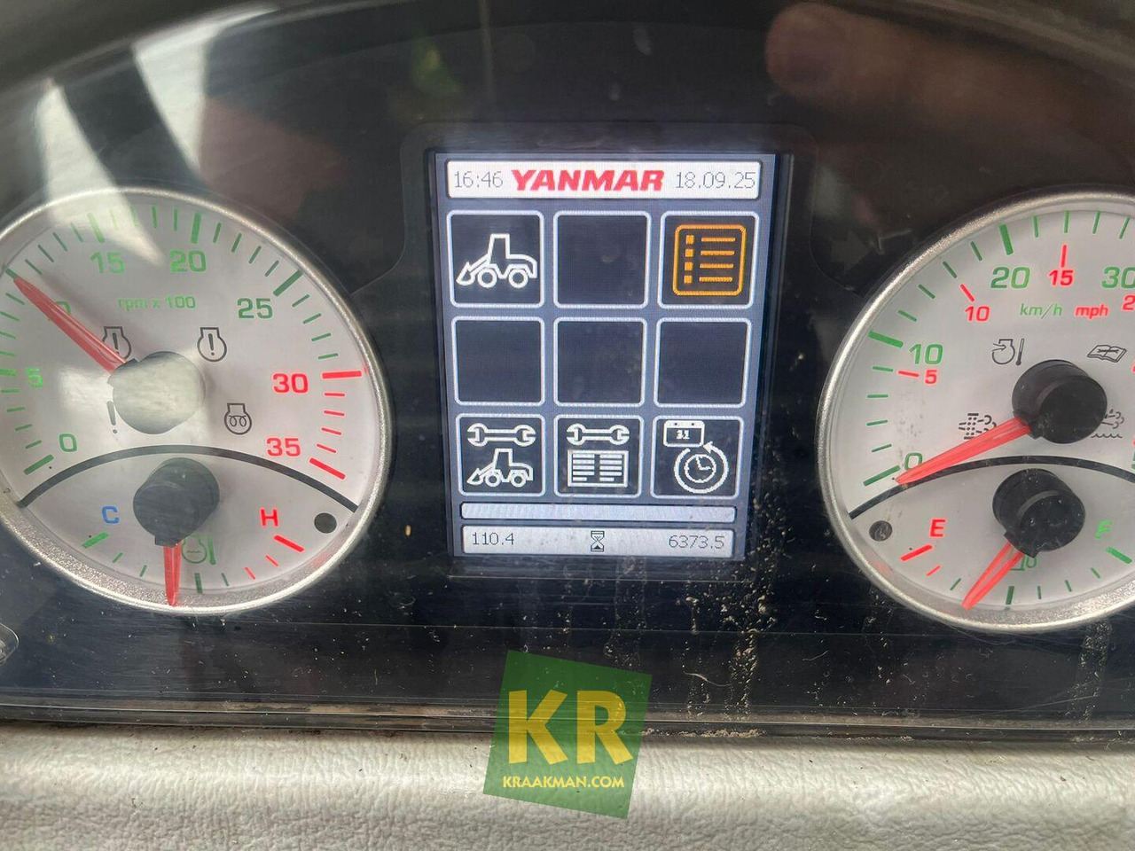 Wiellader V100 shovel Yanmar