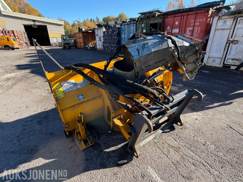 Wiellader VINTERMASKIN 2019 Vilakone wille 865 hjullaster - Vingeplog - Snøfreser - Strøskuffe