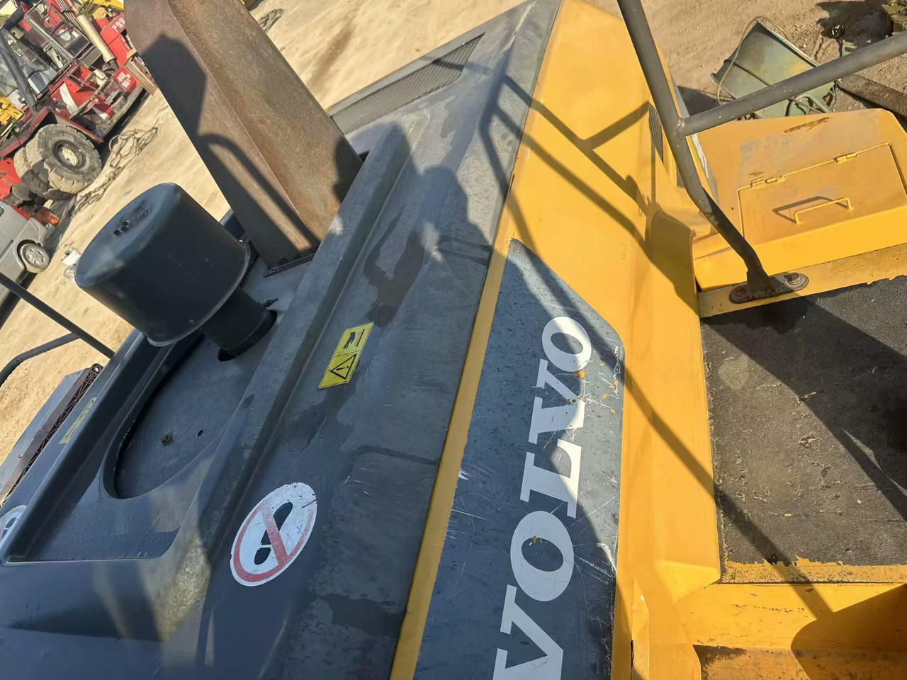 Wiellader VOLVO 105L