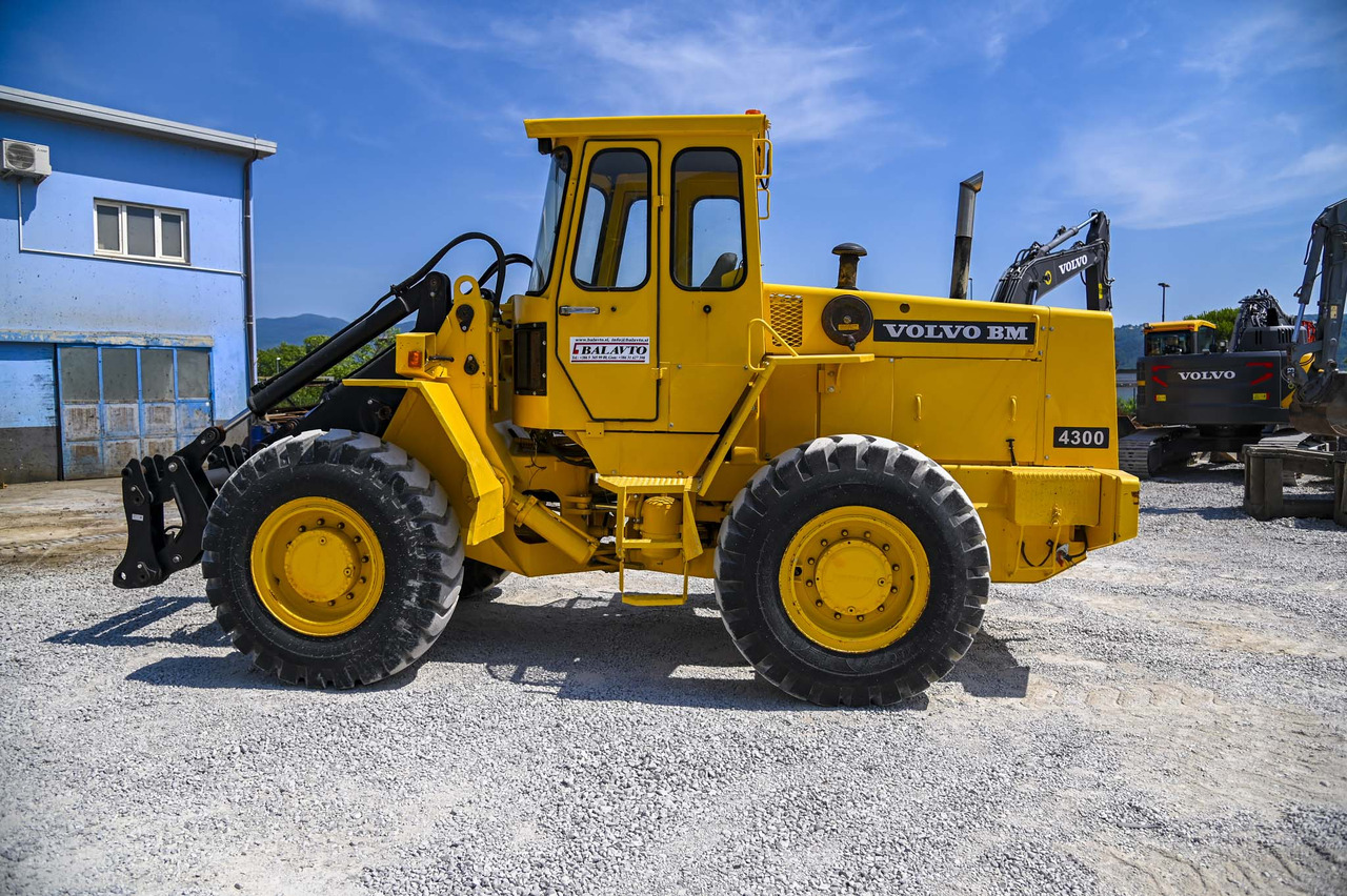 Wiellader VOLVO BM4300