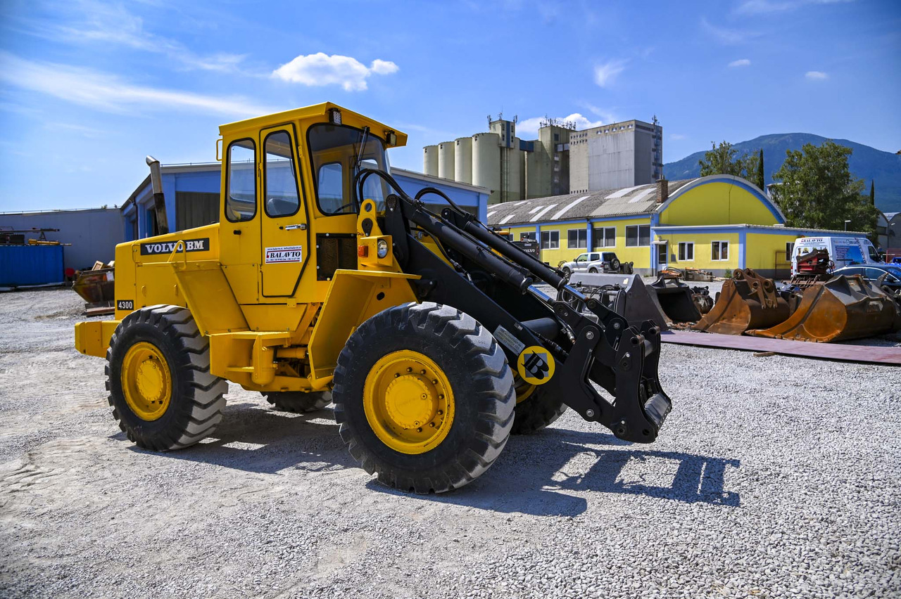 Wiellader VOLVO BM4300
