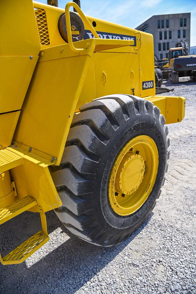 Wiellader VOLVO BM4300