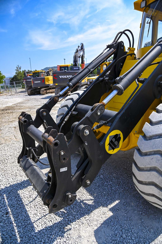 Wiellader VOLVO BM4300