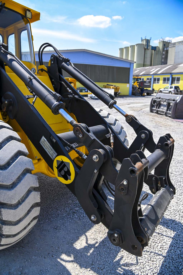 Wiellader VOLVO BM4300