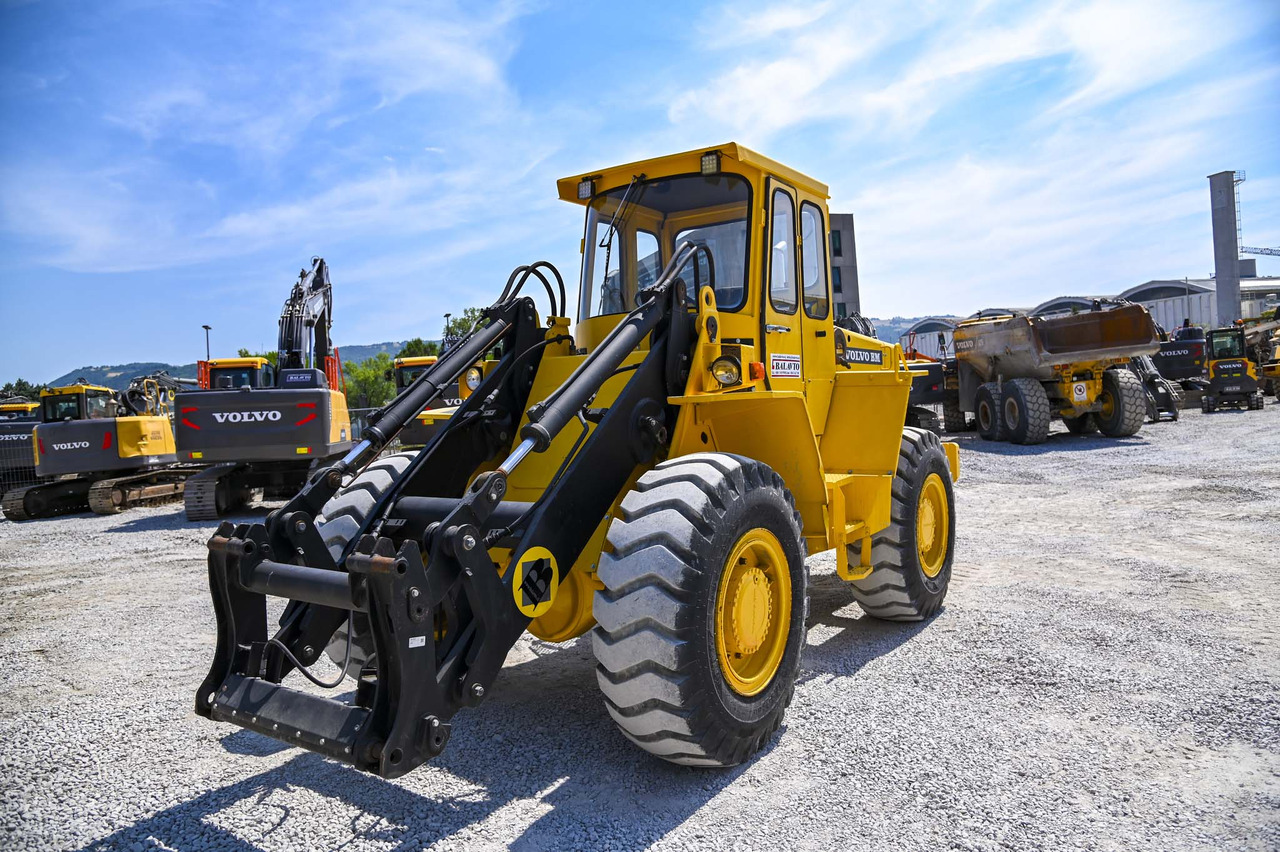 Wiellader VOLVO BM4300