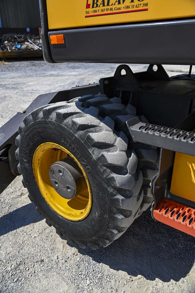 Wiellader VOLVO EWR150E