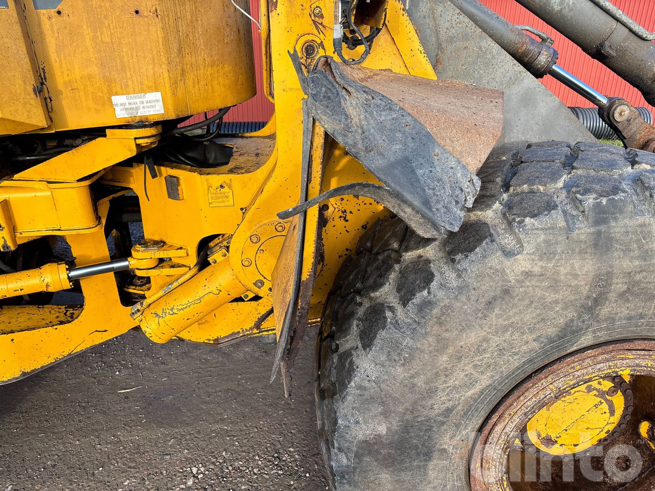 Wiellader VOLVO L120B