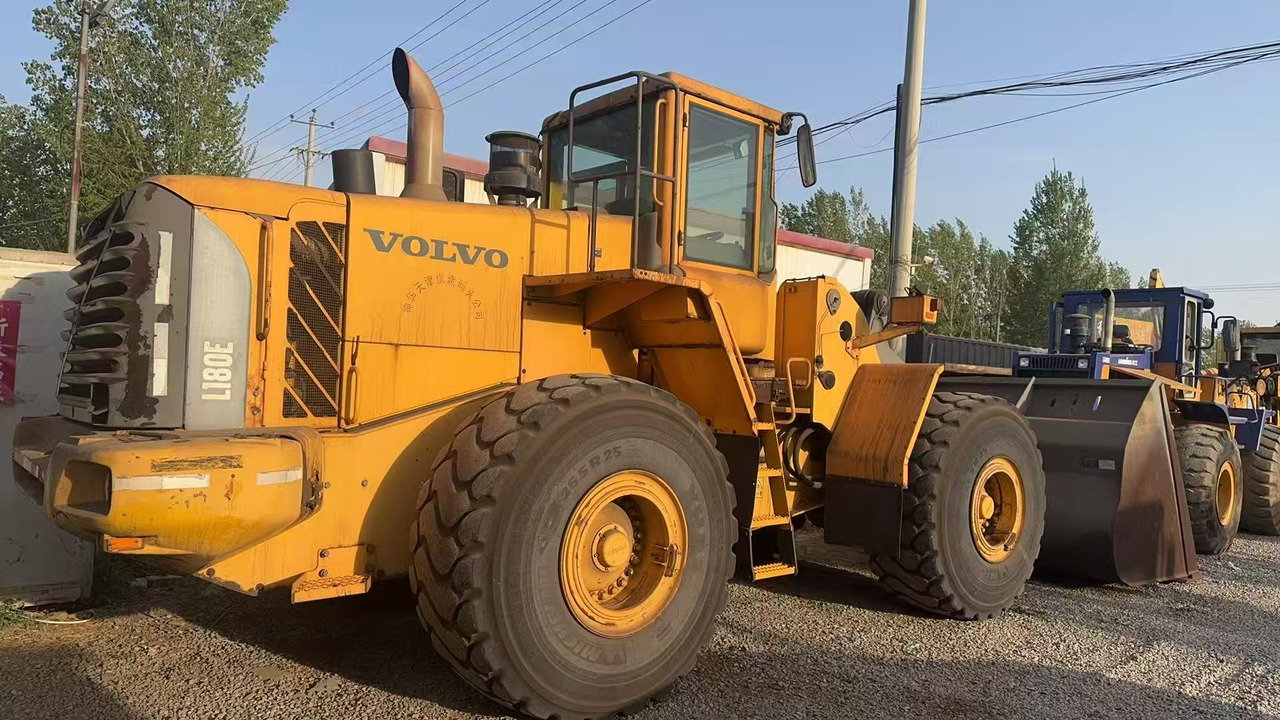 Wiellader VOLVO L180E